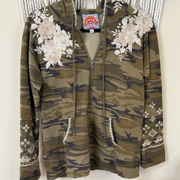 Johnny Wash Camo Embroidered Hoodie M - Picture 1 of 5